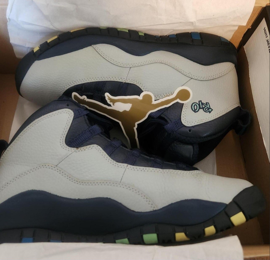 Air Jordan 10 Retro Rio size 5y