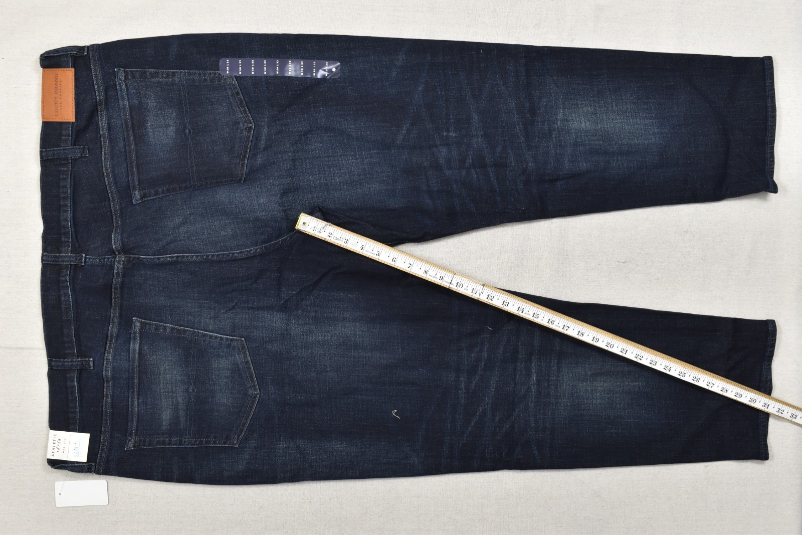 LUCKY BRAND MEN’S ATHLETIC TAPERED DENIM JEANS BLUE COOL MAX 50X32 COTTON NEW