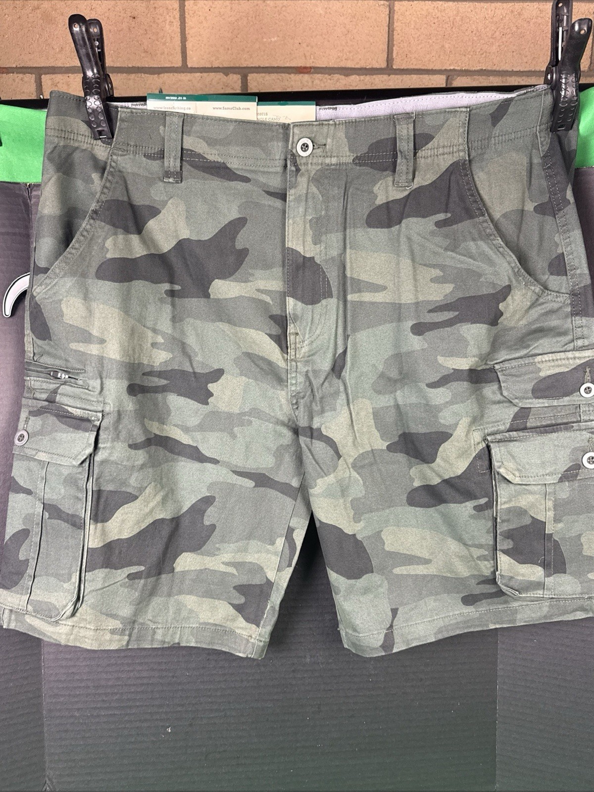 Iron Co Men’s Stretch Multi Pocket Cargo Short Size 38 Jungle Camo
