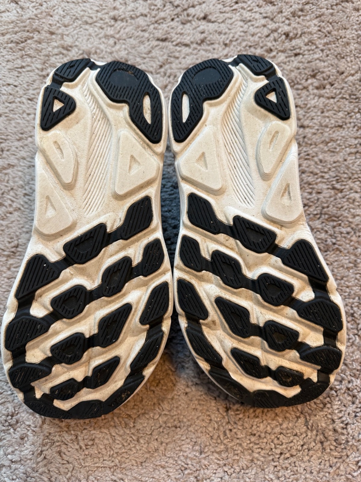 Hoka One One Clifton 9 Women Size 8.5D BWHT Black White Running Shoes