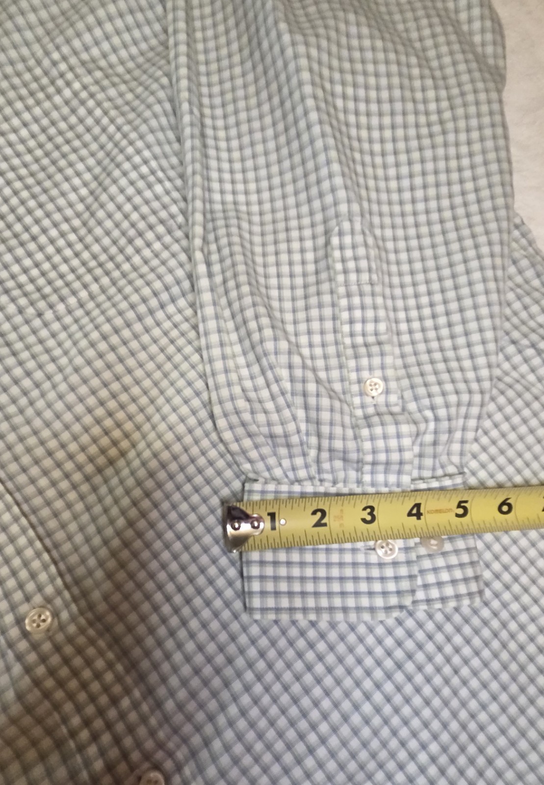 Kirkland Signature Men’s kirkland Traditional Fit button down Plaid Blue 037