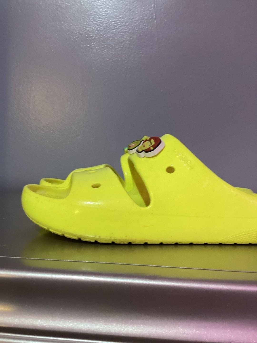 Crocs Classic Two-Strap Slide Sandals in Neon Yellow w/Shrek Mens 4 Women’s 6