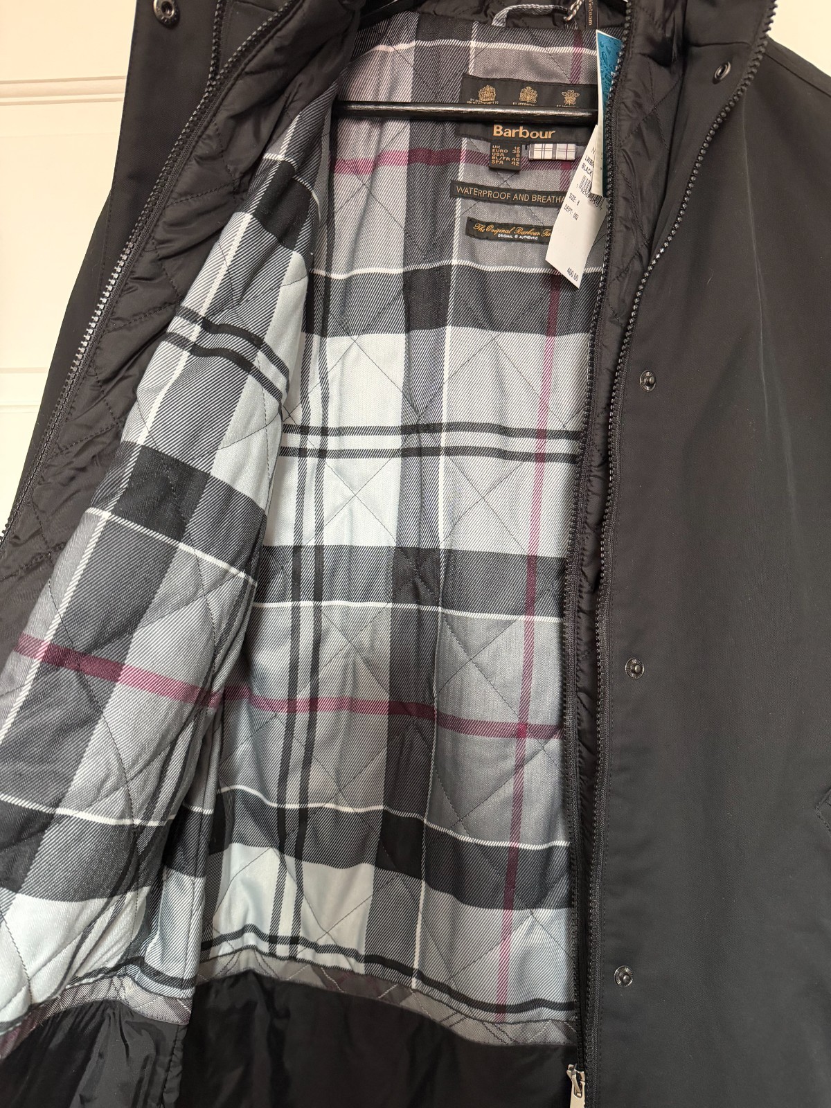 Barbour Bute Waterproof Women’s Jacket / Black / UK Size 12 / US Size 8