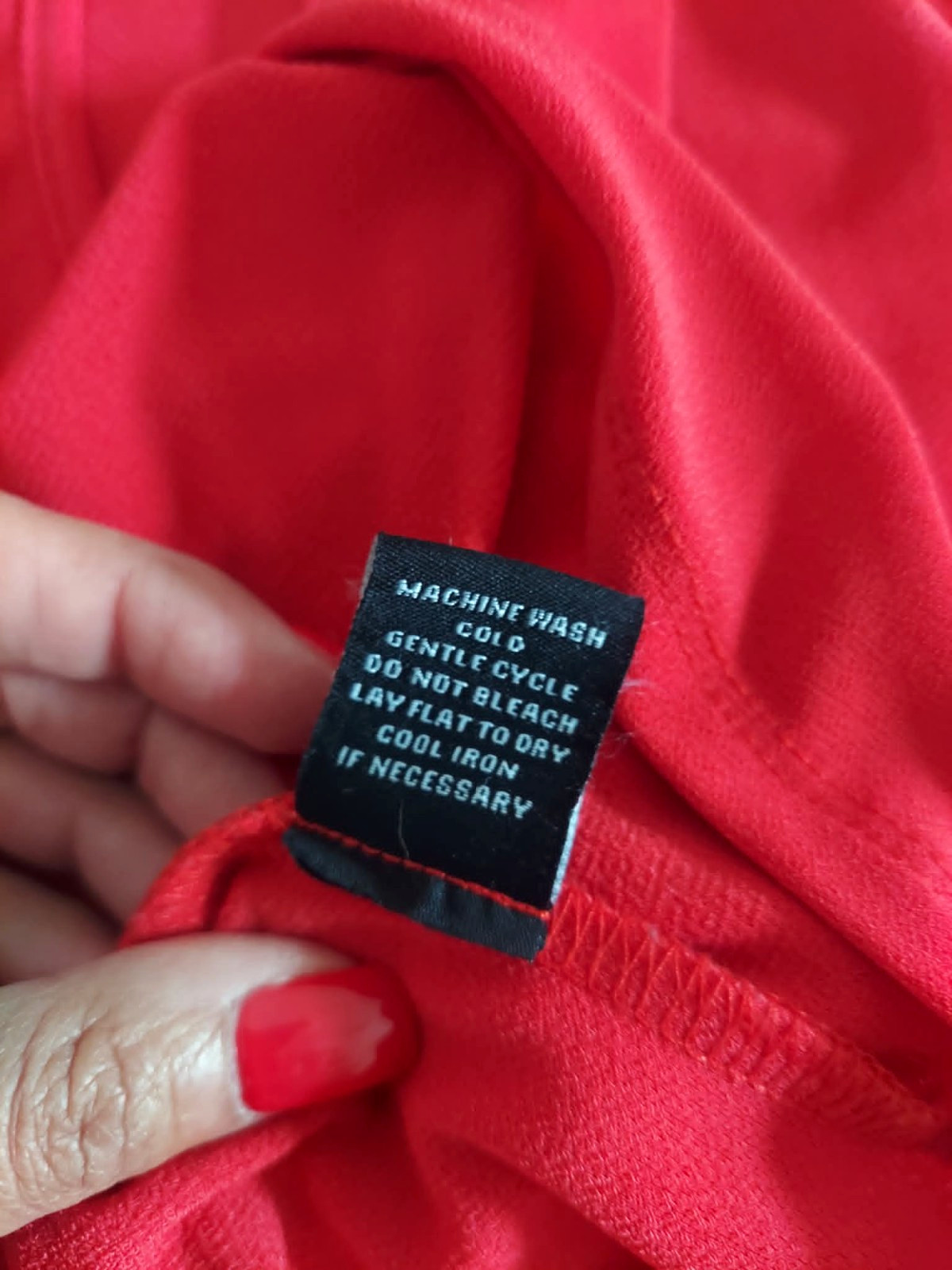 Zero to Eight Red Keyhole Neckline Sleeveless Top Blouse | Women’s Size M
