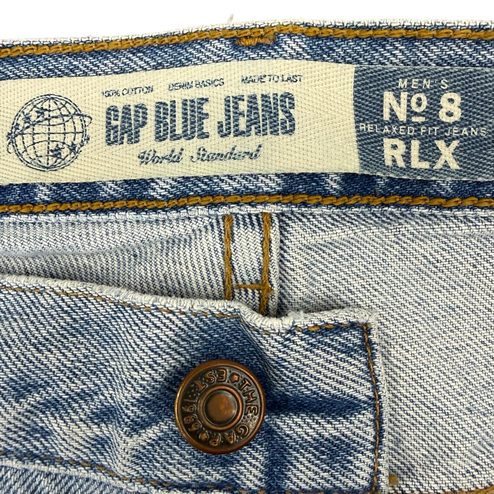 Vintage 90s GAP Light Wash Relaxed Fit Jeans Men’s W40 L32 USA