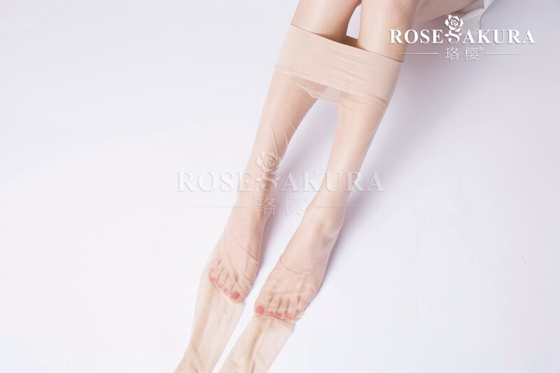 Rose Sakura SEAMLESS Pantyhose Ultra Sheer Glossy Stockings Plus Size 7334 8223