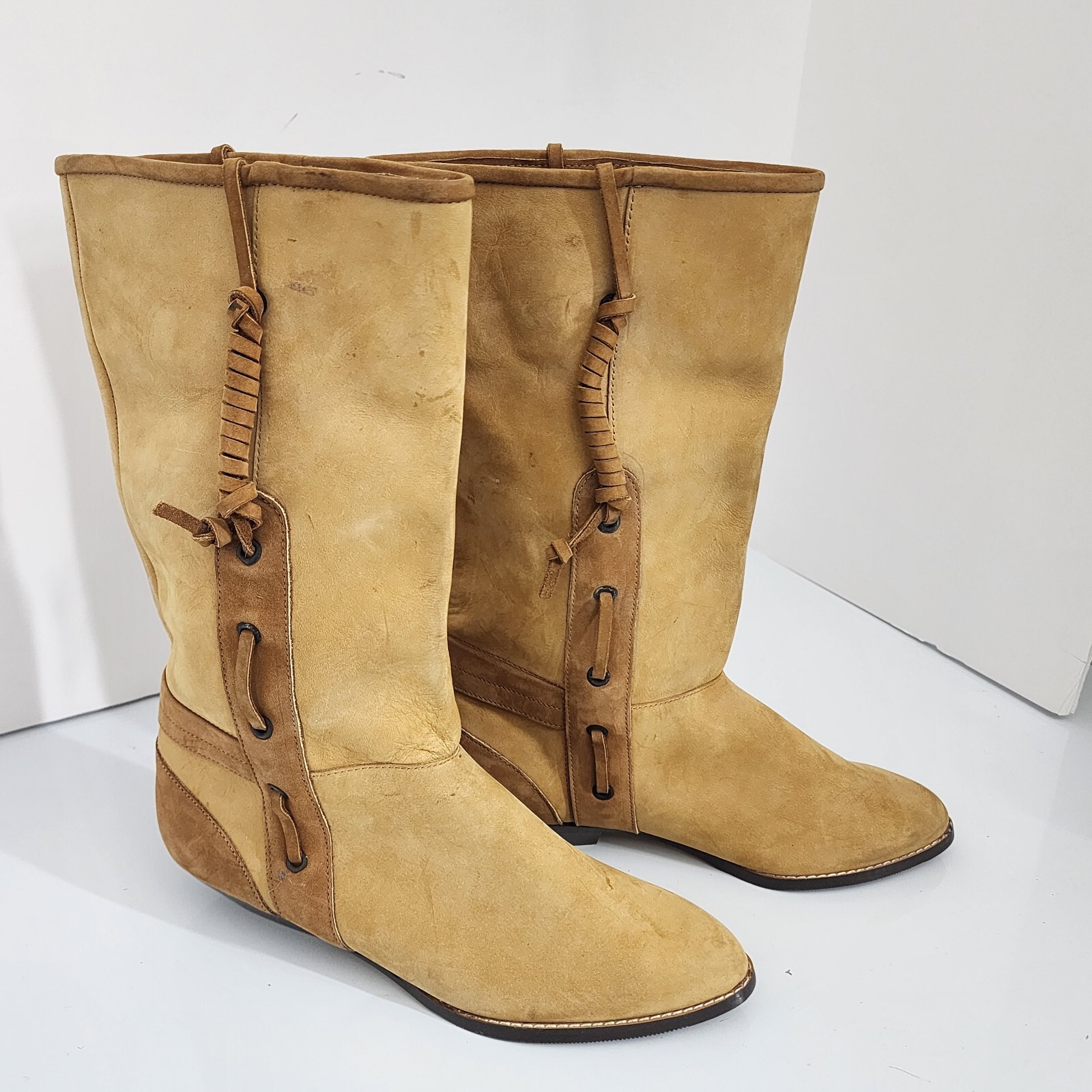 Vintage 80’s Maine Woods Leather Boots Tan Low Heel Western DORADO RUN SMALL