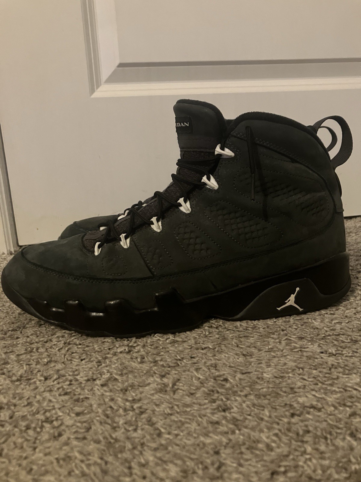 Jordan Air Jordan 9 Retro Anthracite/White-Black 2015 302370-013 Men’s size 13