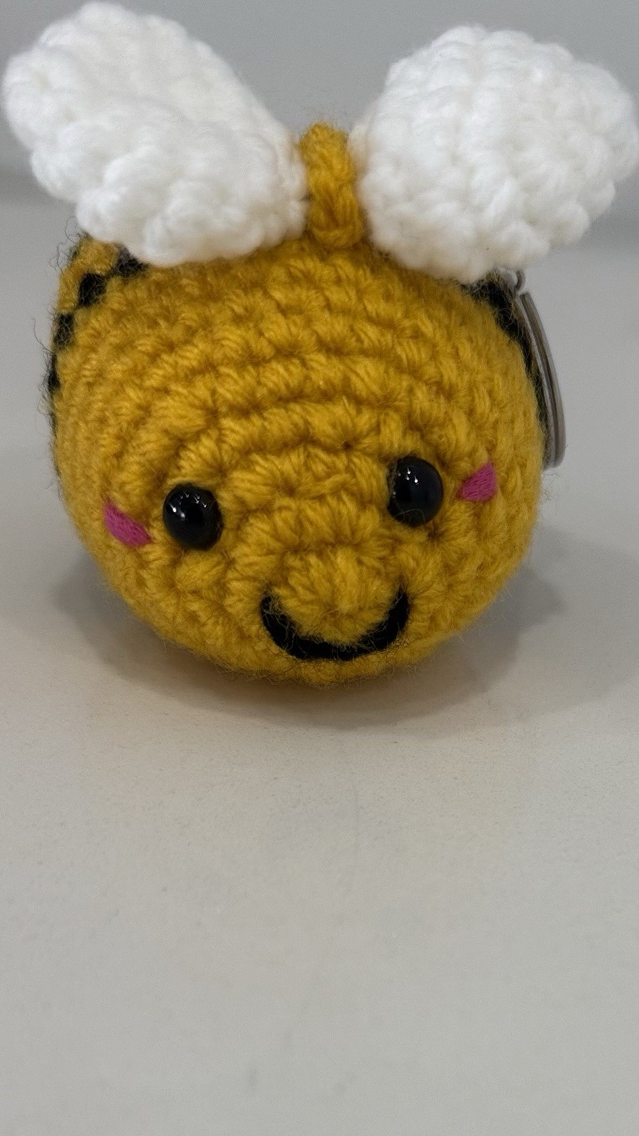Handmade Crochet Bee Novelty Key Chain Keyring Charm Yarn/Metal Yellow White