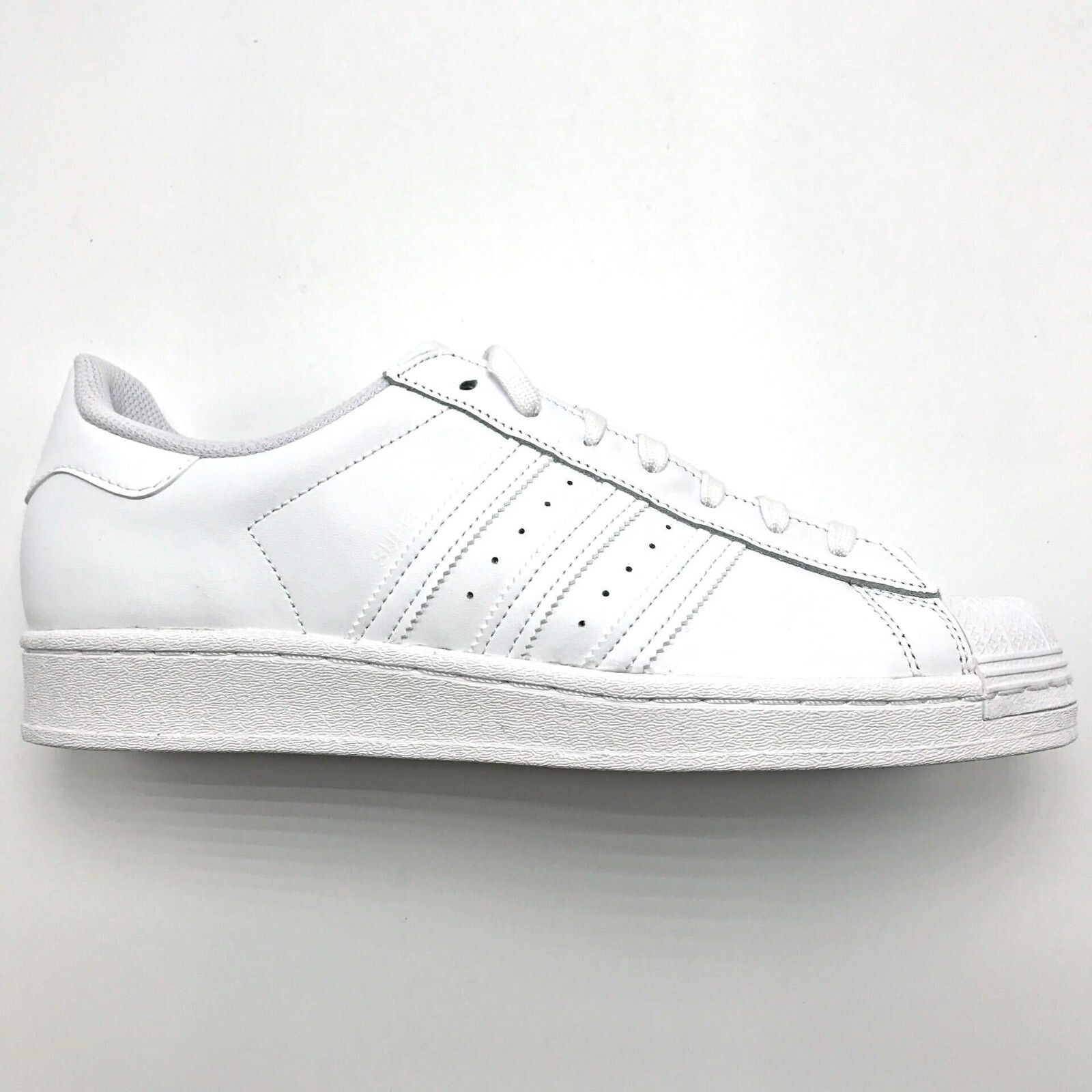 ADIDAS Originals Superstar Triple White EG4960 Men’s sz 8.5-13