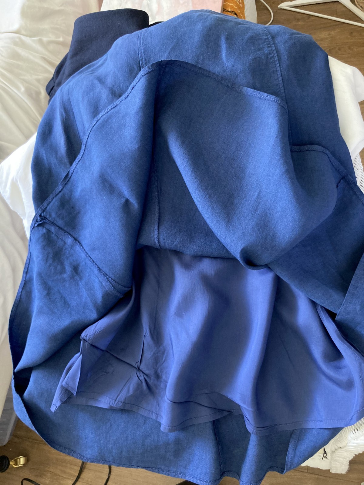 VIYELLA-Fully lined Blue flared skirt, 100% Linen. Size: 10 See meas. below
