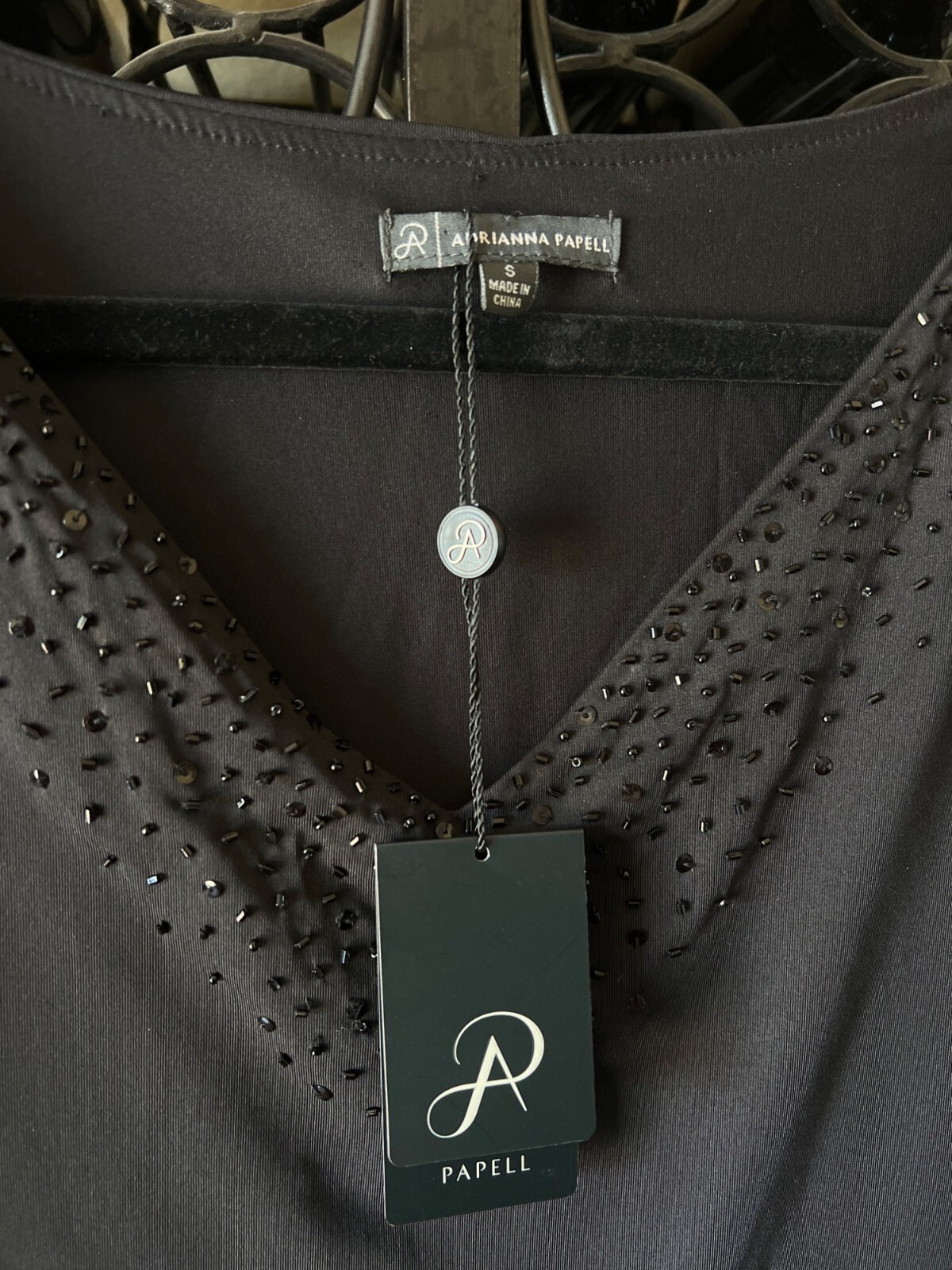 NWT Adrianna Papell Black Embellished V-Neck Top Womens Size S Polyester/Spandex
