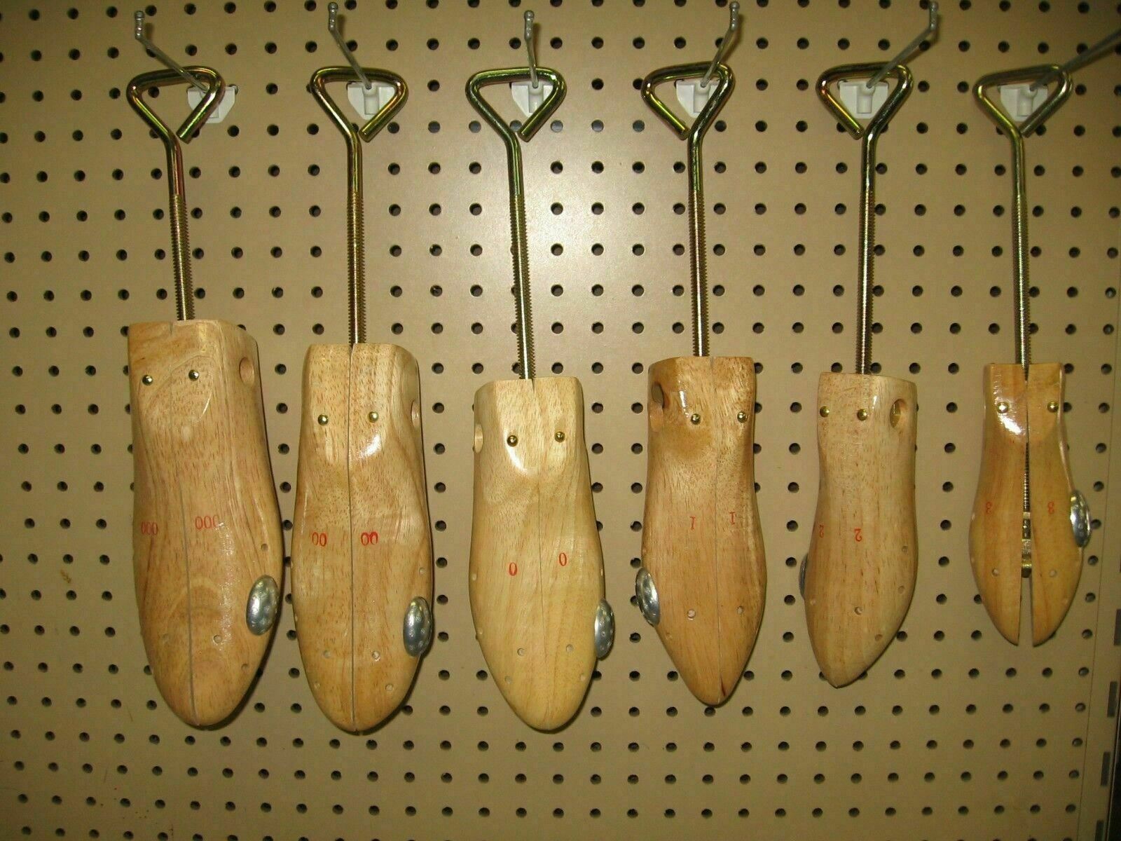 Ralyn Professional Wooden Shoe Stretcher for Bunion Problems and Problem Feet