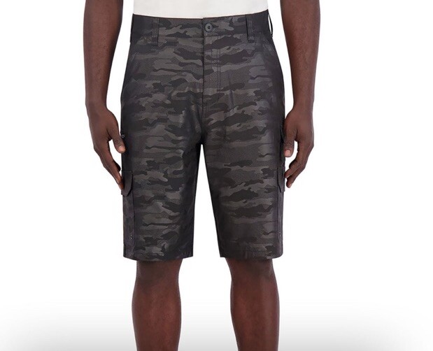 IRON CO. Hybrid Shorts Black Camo Cargo Size 32 NEW