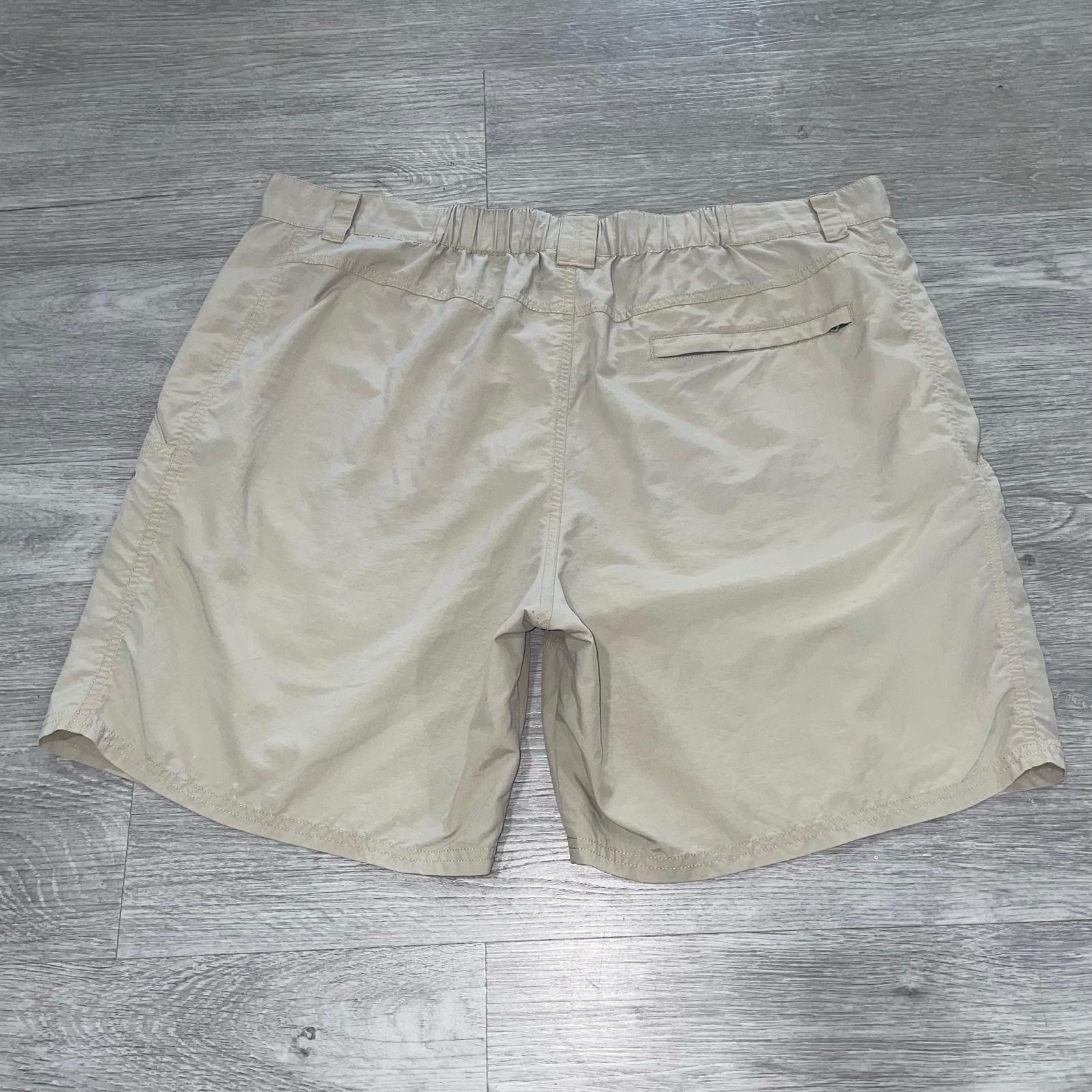 Patagonia Shorts Men’s XXL Sandy Cay 8” Utility Cargo Zip Pocket Hybrid Outdoor