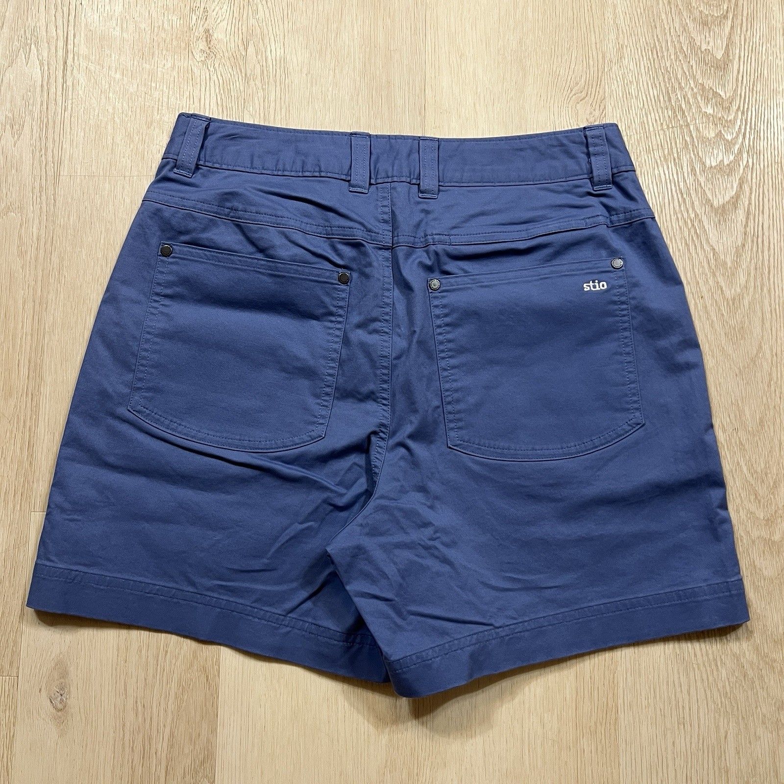 Stio Womens Shorts Size 6 Rivet Twill Slate Blue 5″ Stretch Organic Cotton NEW