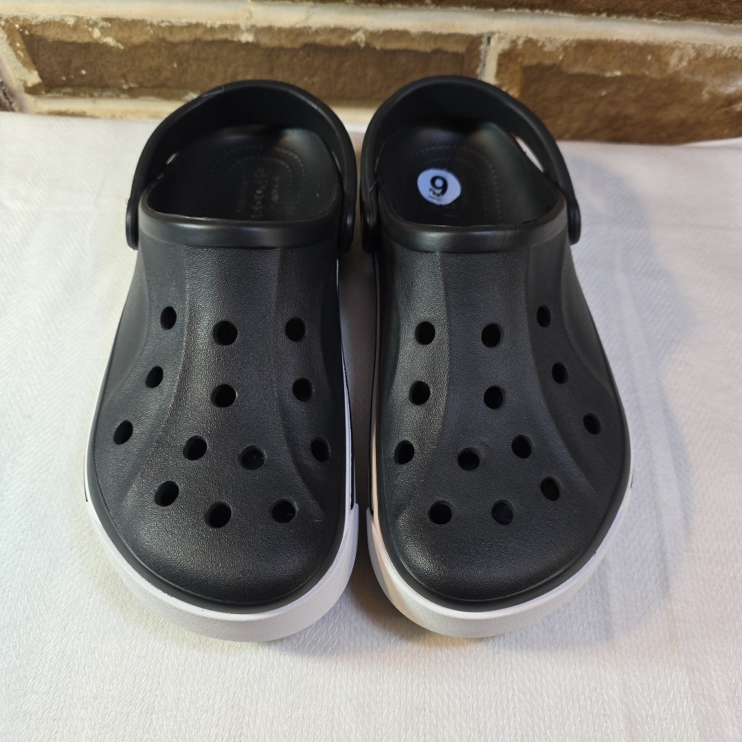 Crocs Bayaband Clogs – Unisex Black/White Sport Band – Size M9/ W 11