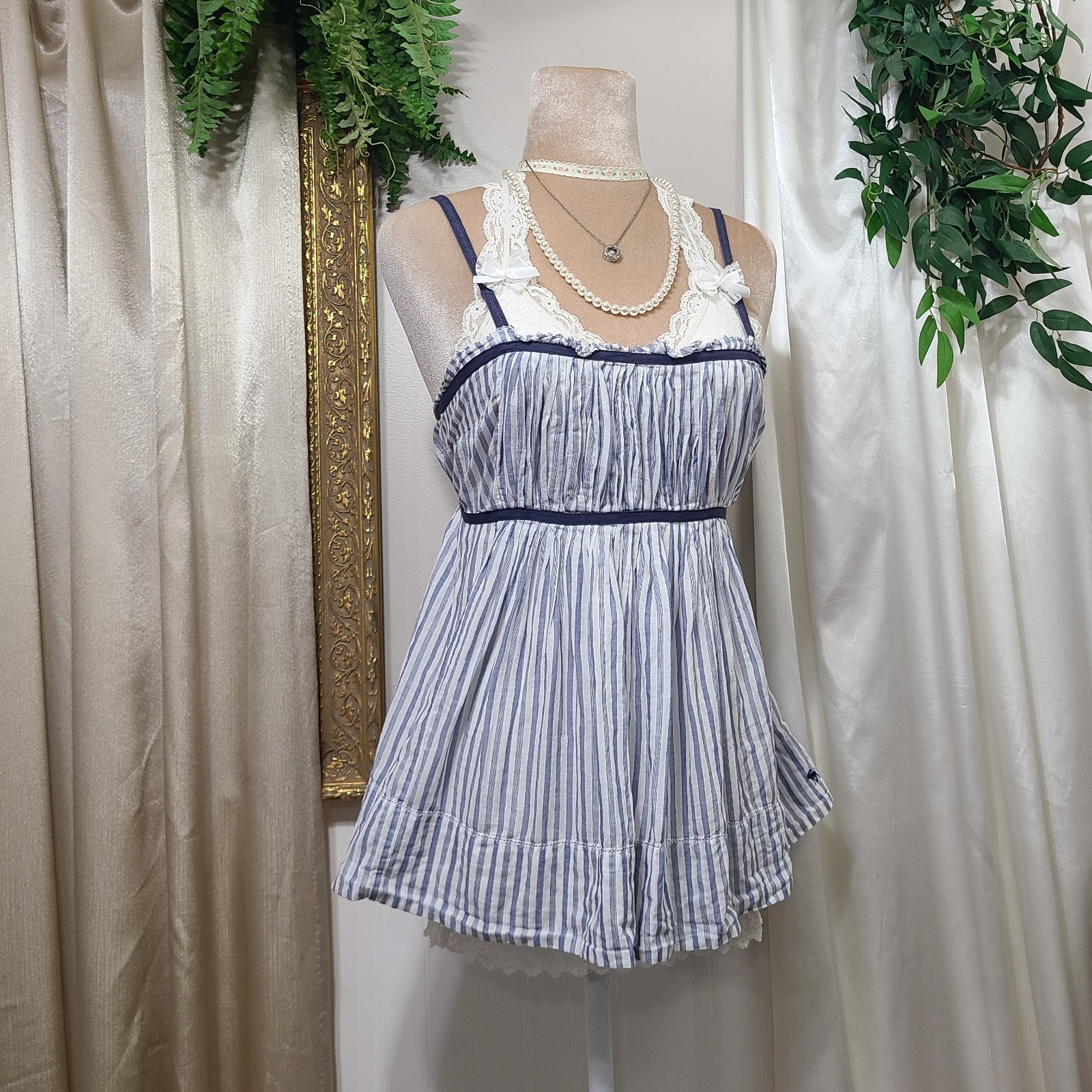 ♡ Y2K ♡ Abercrombie Blue Striped Babydoll Tie Back 100% Cotton Ruffle Tank Top