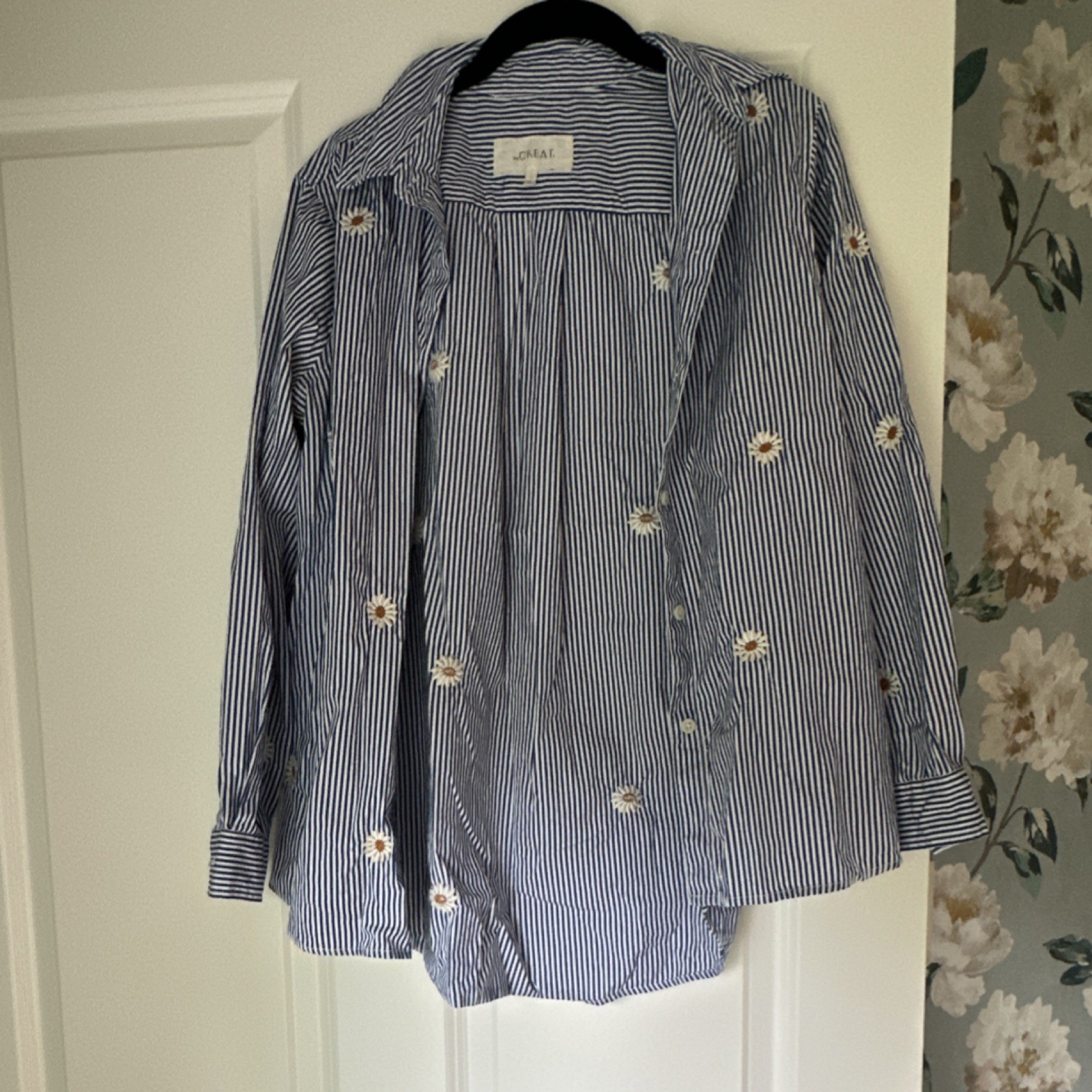 The Great 100% Cotton Blue White Striped Embroidered Button-Up Shirt Women S