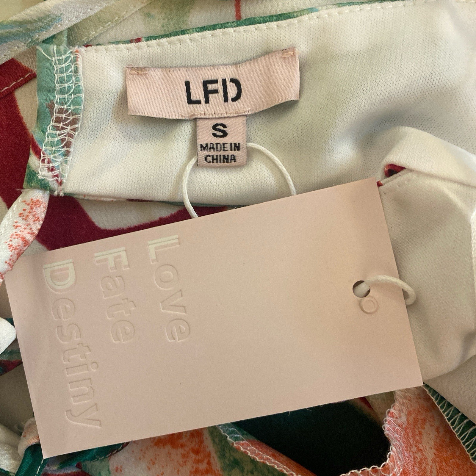 Love Fate Destiny White Green Red Abstract Cropped Spaghetti Strap Tank Top S
