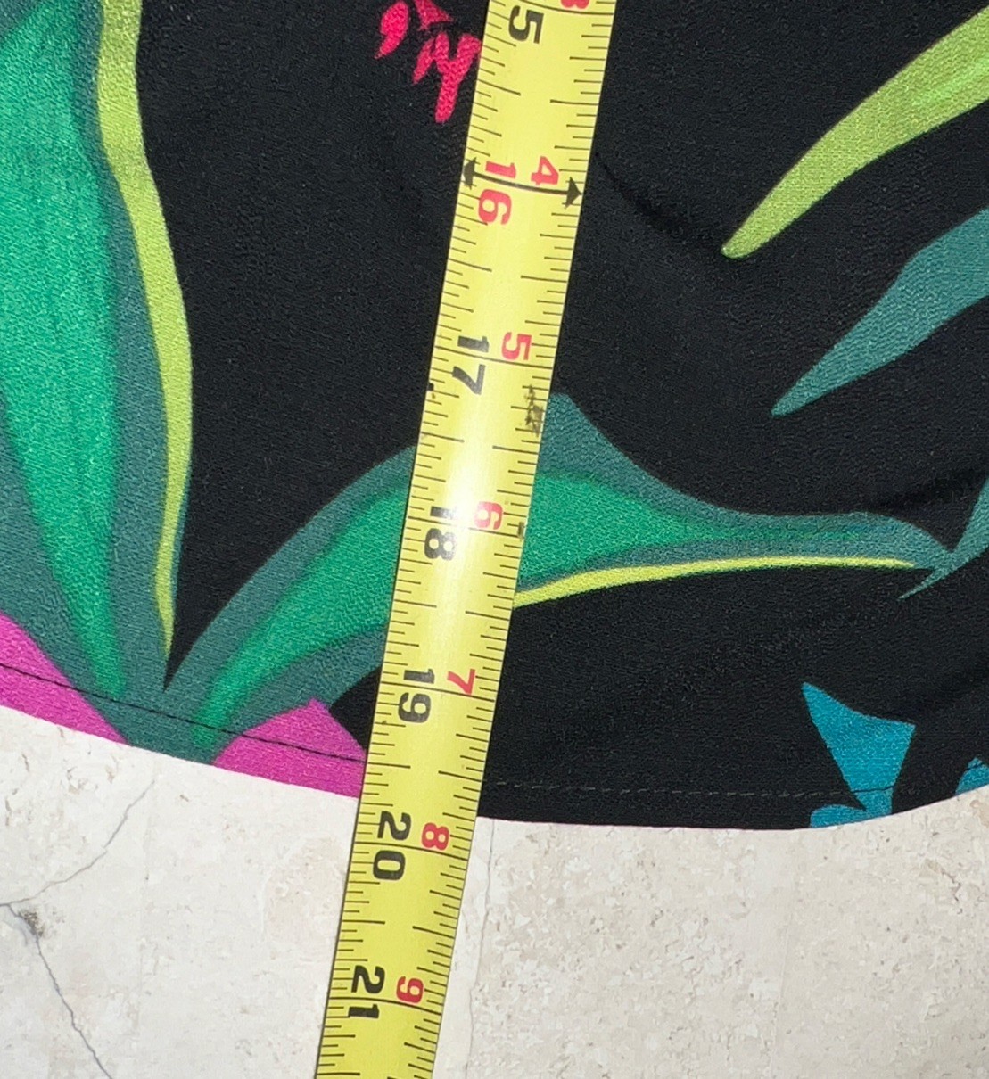 Joseph Ribkoff Size 4 Multi Color Tropical Print Flared Blouse Women’s NWT $195