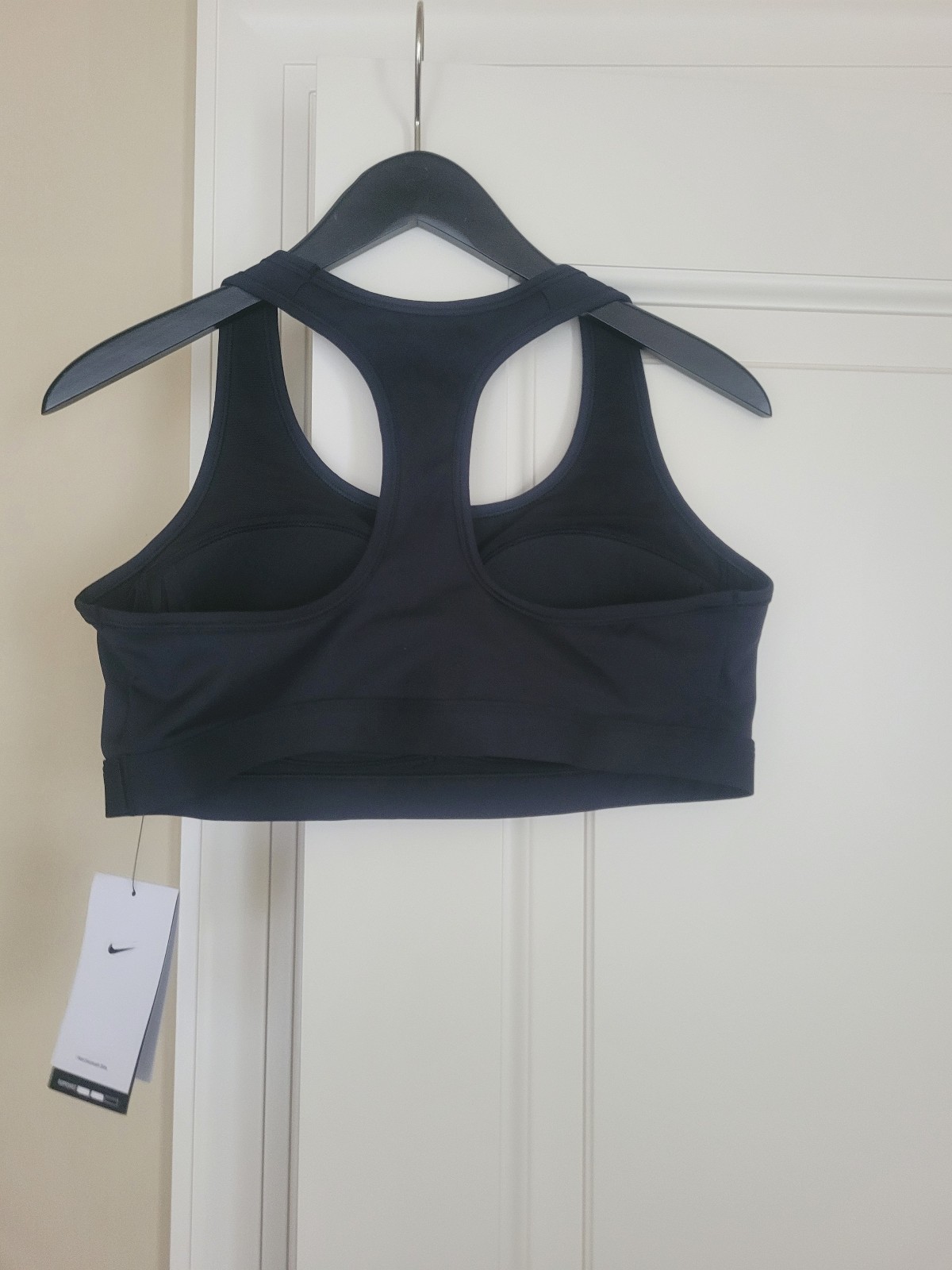 Nike Women’s Padded Sports Bra Size Large (Medium Support) Black MSRP $40