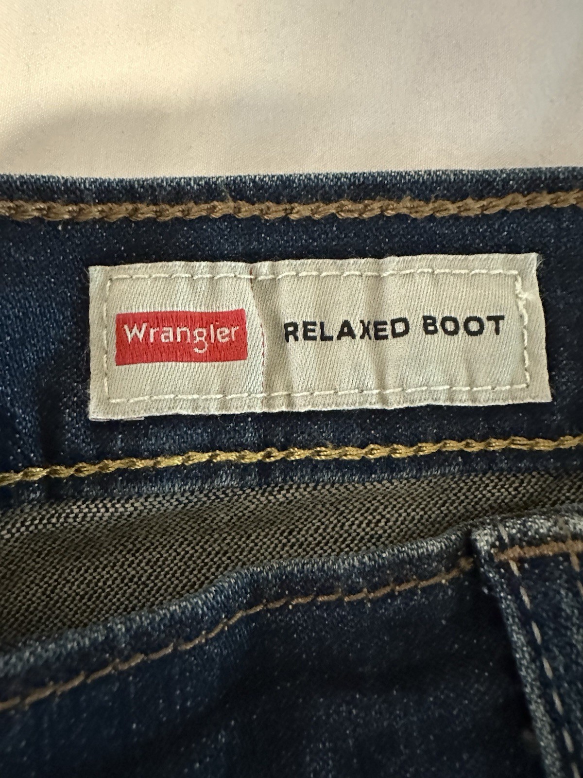 Wrangler Five Star Premium Men’s Relaxed Fit Bootcut Dark Wash Blue Jeans 40×30