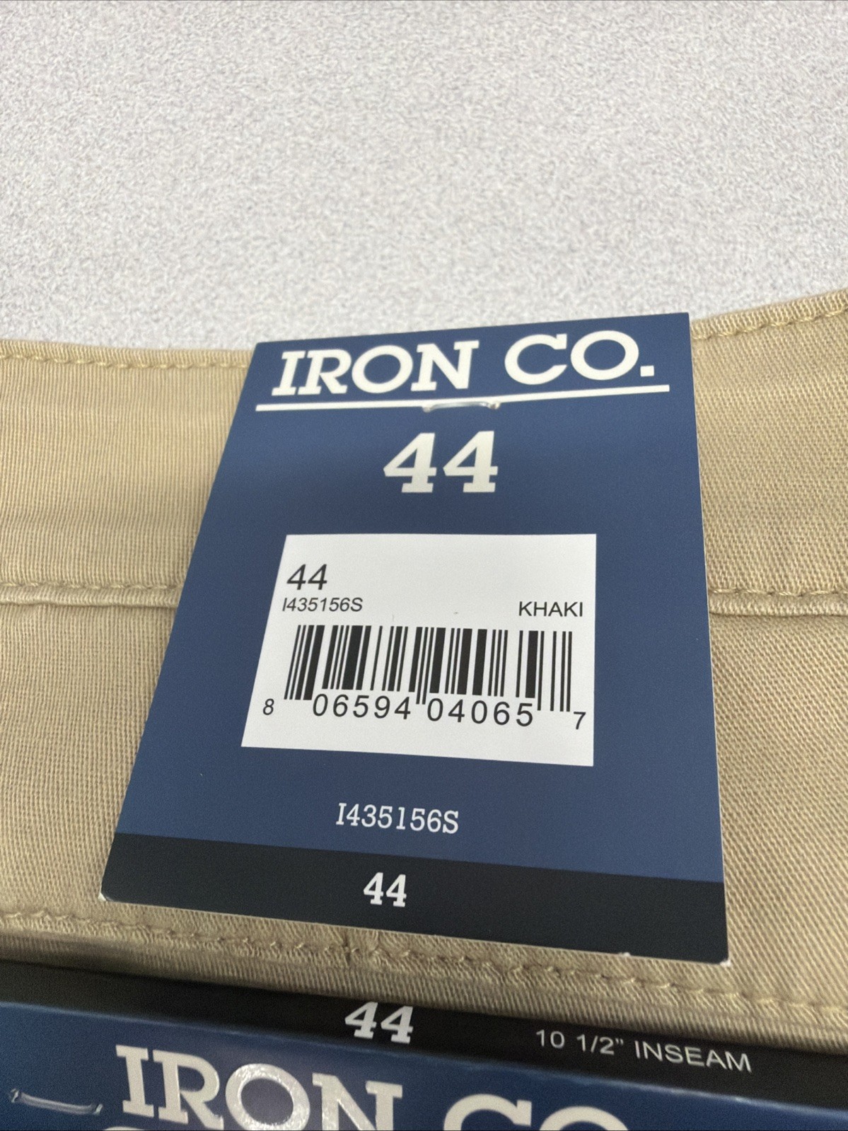 Men’s Iron Co Stretch Cargo Shorts, Khaki Size 44, Regular Fit