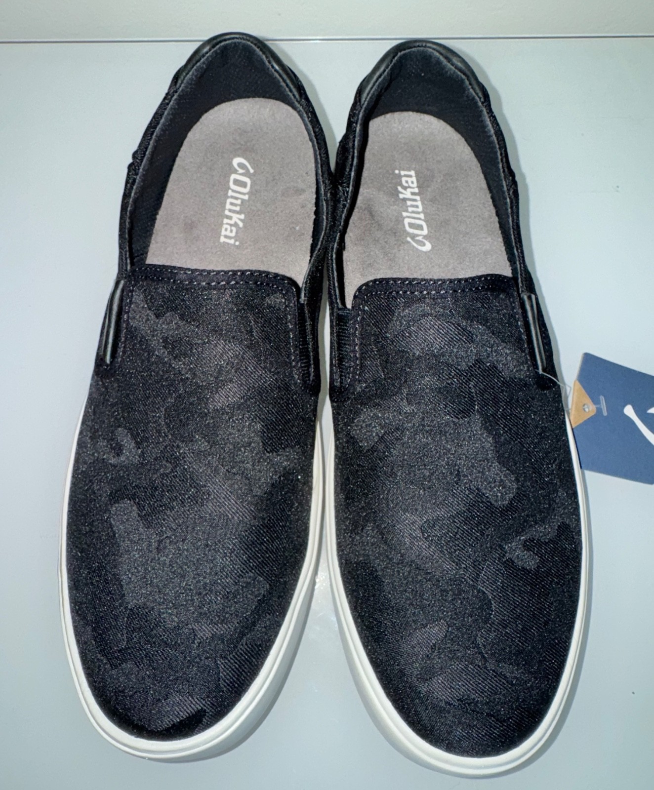 New Mens OluKai Lae’Ahi Pa’i Slip On Shoes – Lava Rock / Ke Au Camo Black Sz 9