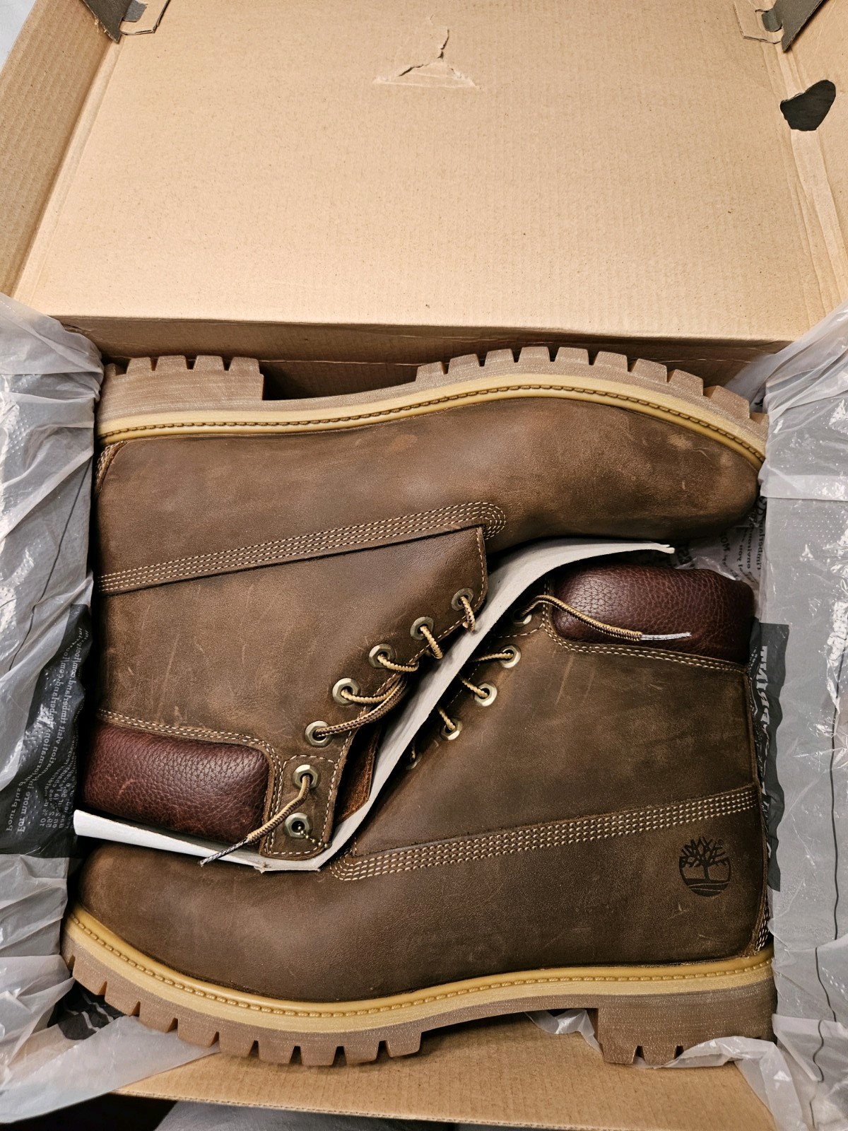 Timberland Heritage 6″ Premium Waterproof Boots TB027097 Brown Mens Size 13M Box