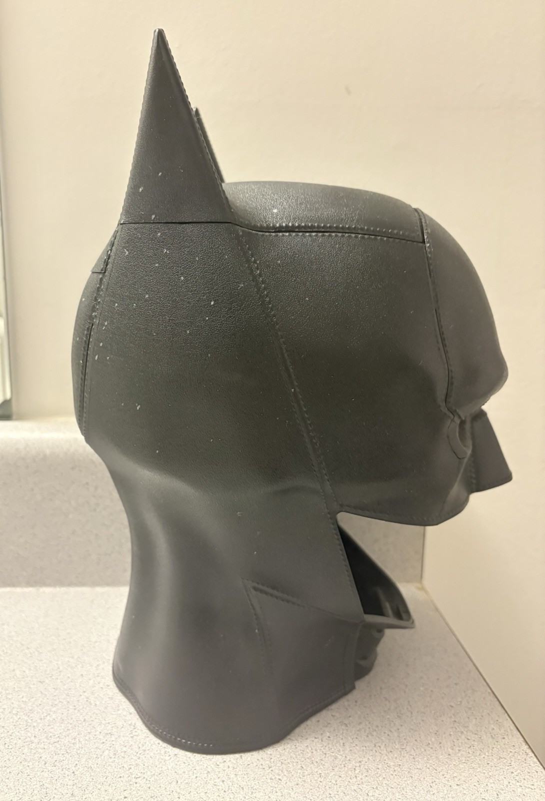 AMC Theaters Batman Full Face Mask Cowl popcorn bucket flaws shown