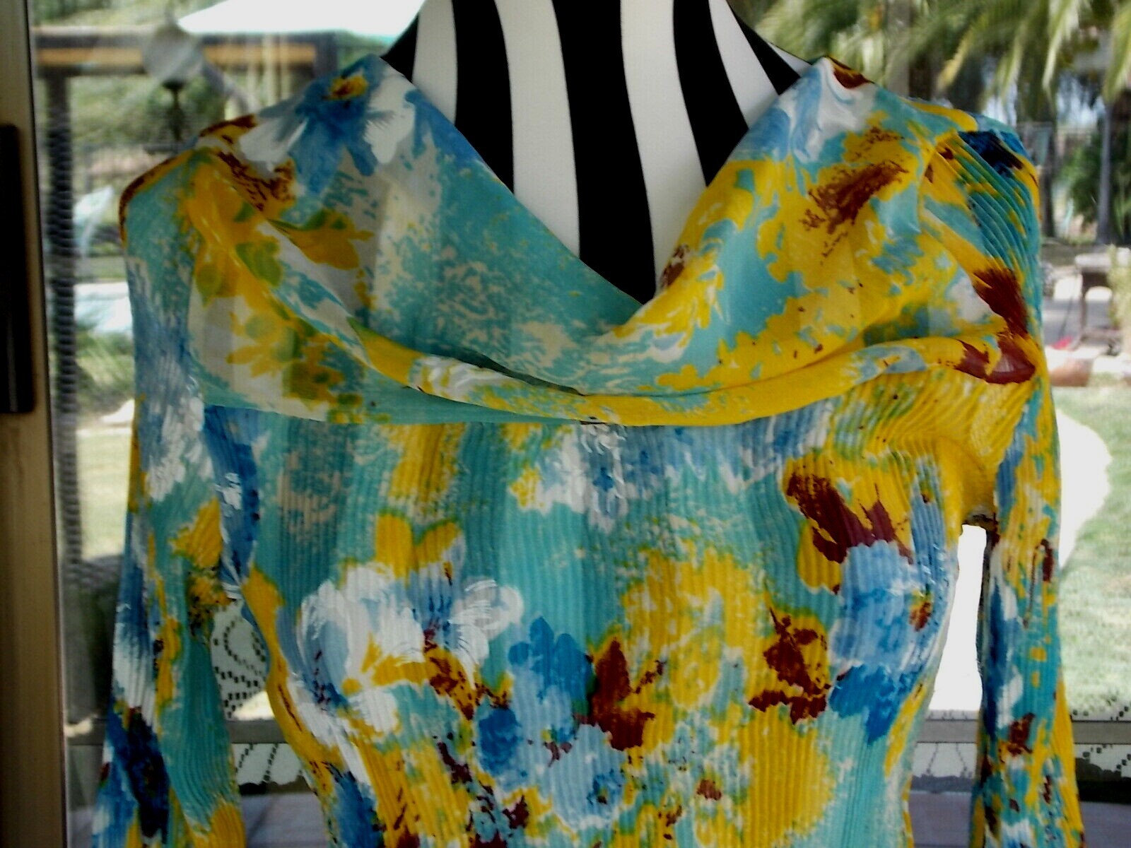 3/4 Split Flutter Sleeves Cowl Neck Pleat Asym Hem Sheer Shirt Sz. M 34-38″ Bust