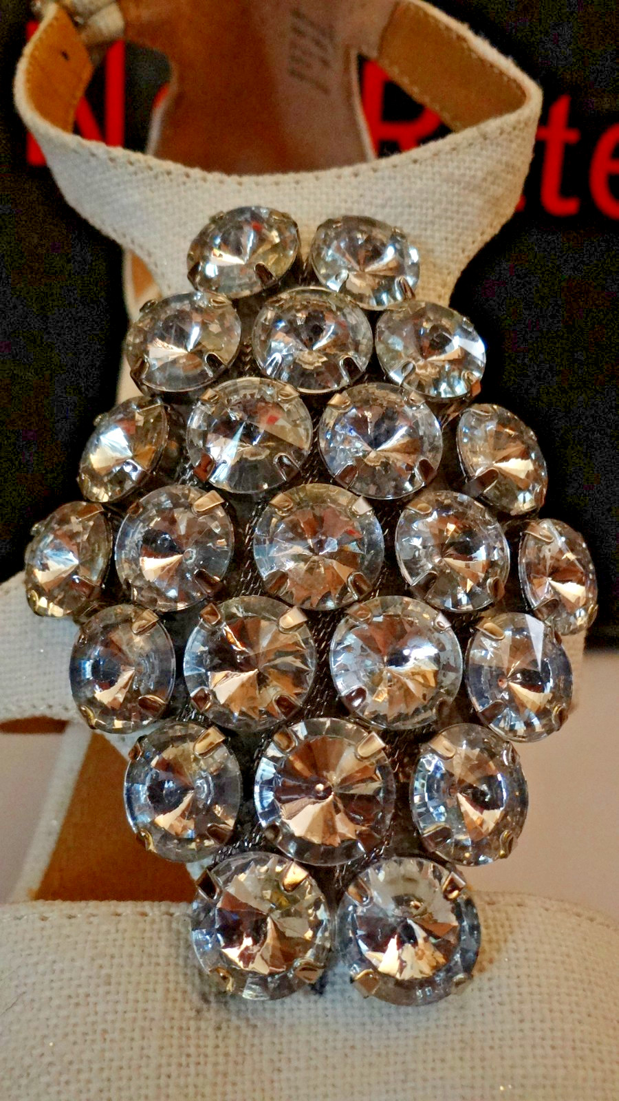 Not Rated Treasure Chest Cream Rhinestone Wedge Sandals 6.5M w Box