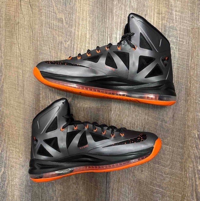 Nike LeBron 10 X Lava Charcoal Grey Orange Black Size 10.5 Sneakers 541100-002