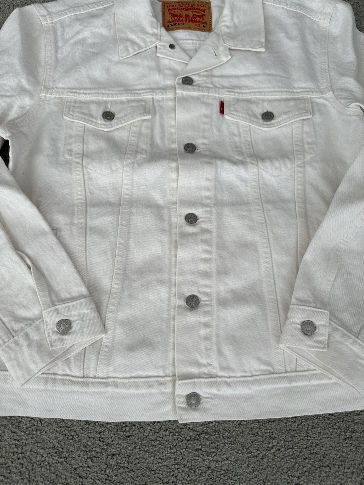 LEVI’S Men’s Medium Ivory White Denim Trucker Jacket Inner Pockets
