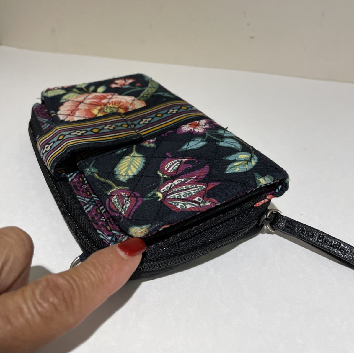 Vera Bradley Floral Vines Wallet Organizer Colorful Iconic Retired Pattern RFID
