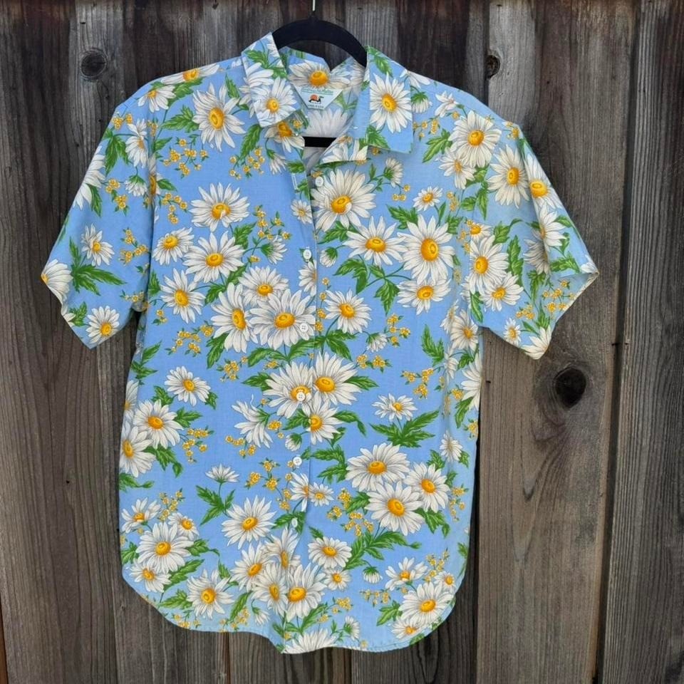 Vintage Andrew McMullan Daisy Floral Short Sleeve Button Up Shirt