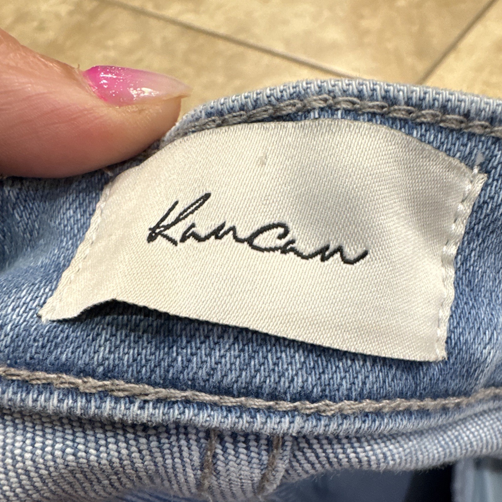 KanCan Women’s Blue Light Wash Mid Rise Floral Flare Jeans Stretch 5-Pocket 27