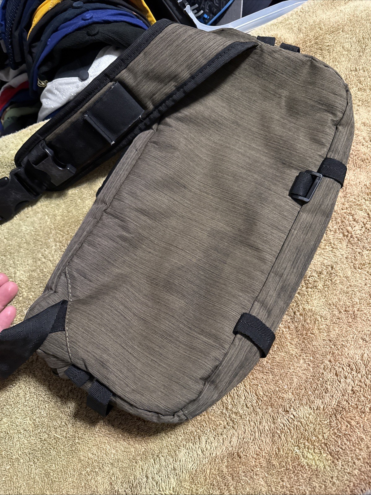 Skunk Sling M Smell Odor Weather Proof Stash Bag Carbon Lining