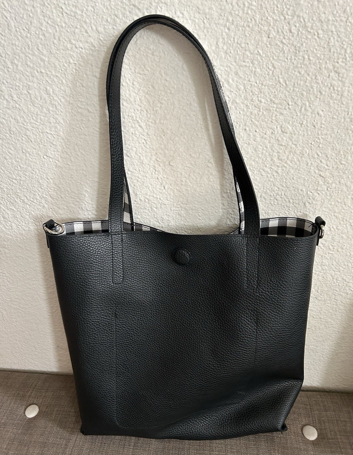 Black Pebbled Tote Bag Checkered Lining Button Closure Inner Pockets Silver