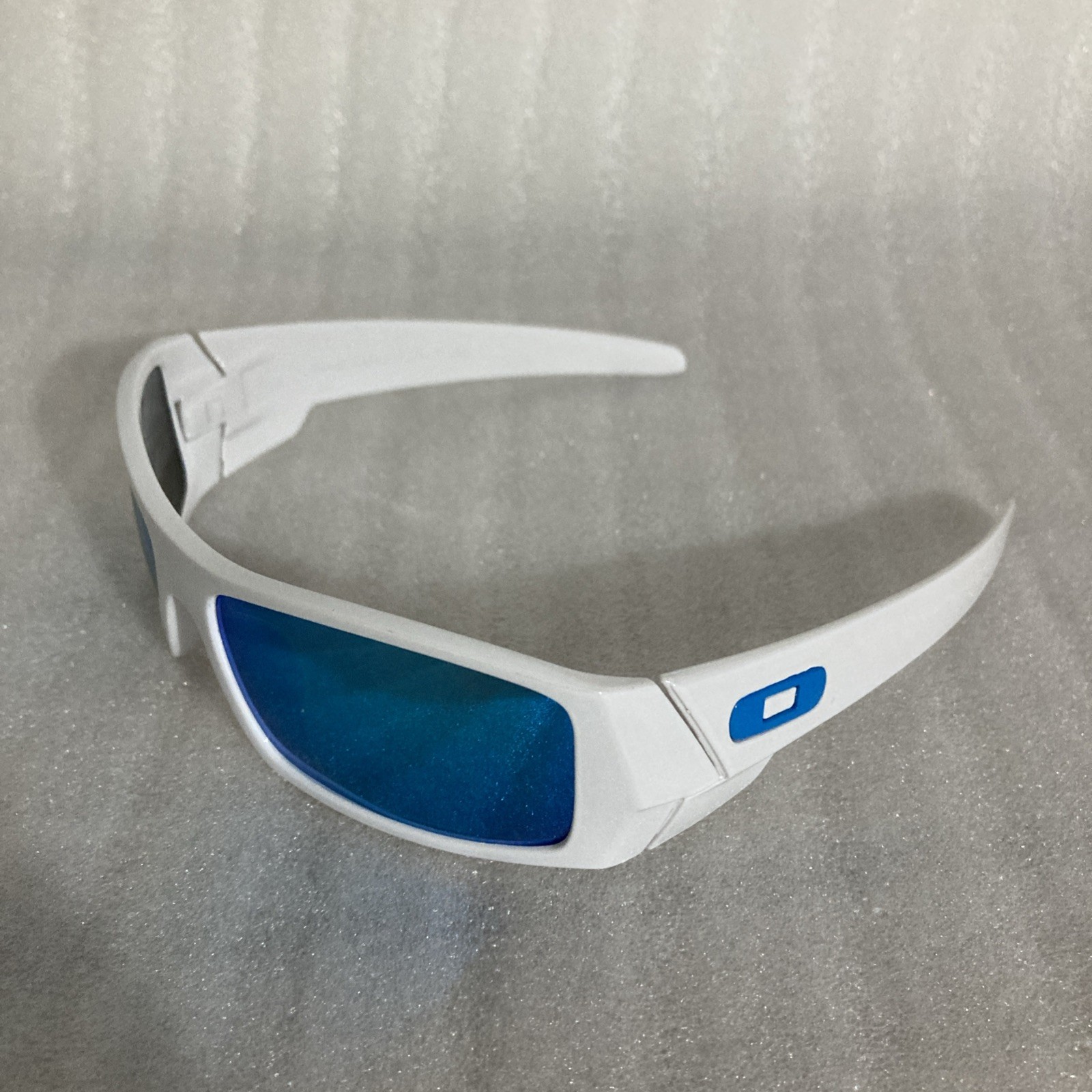 Oakley Gascan Sunglasses Blue Lenses New