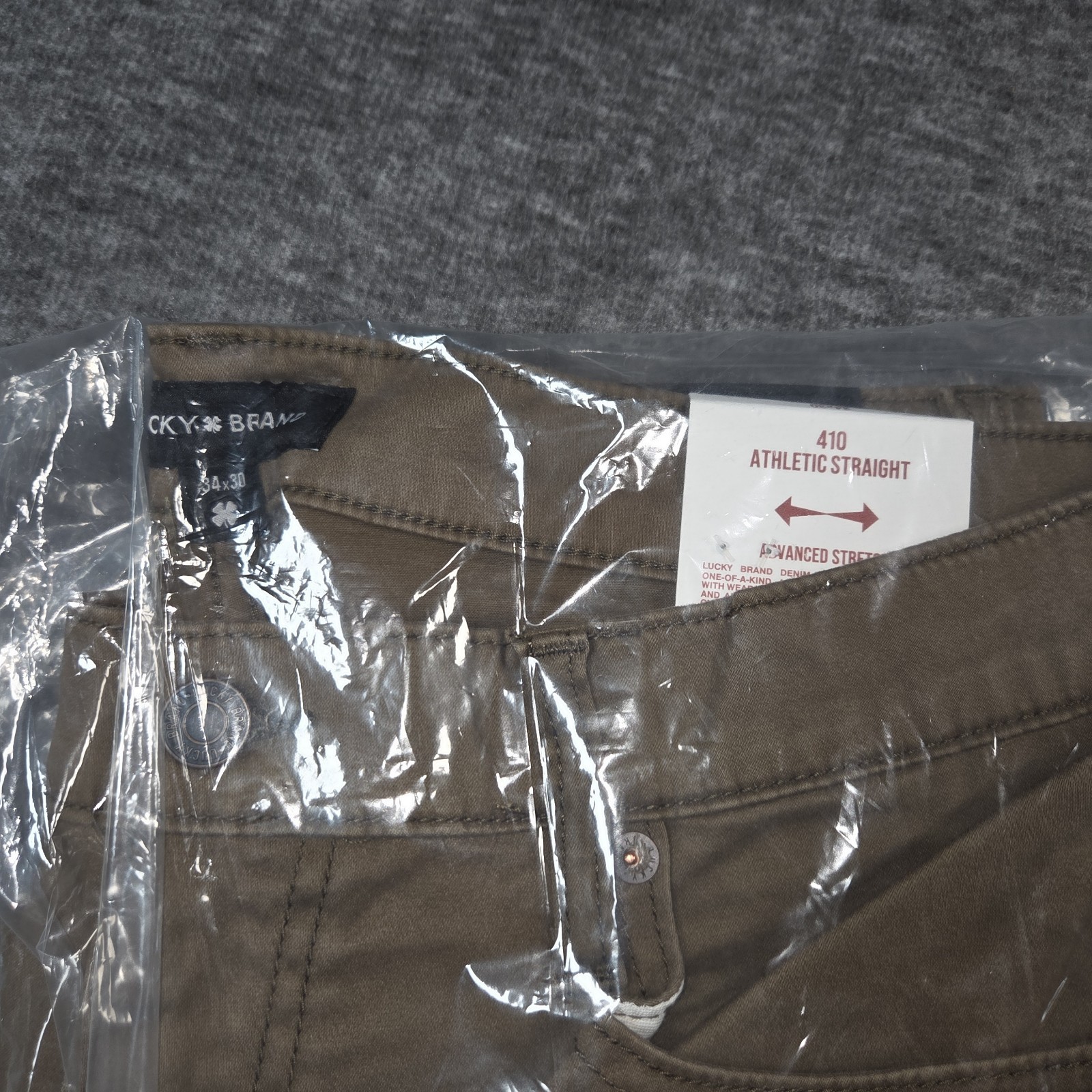 Lucky Brand Jeans Pants Mens 34×30 410 Athletic Straight Stretch Brown – NEW $99