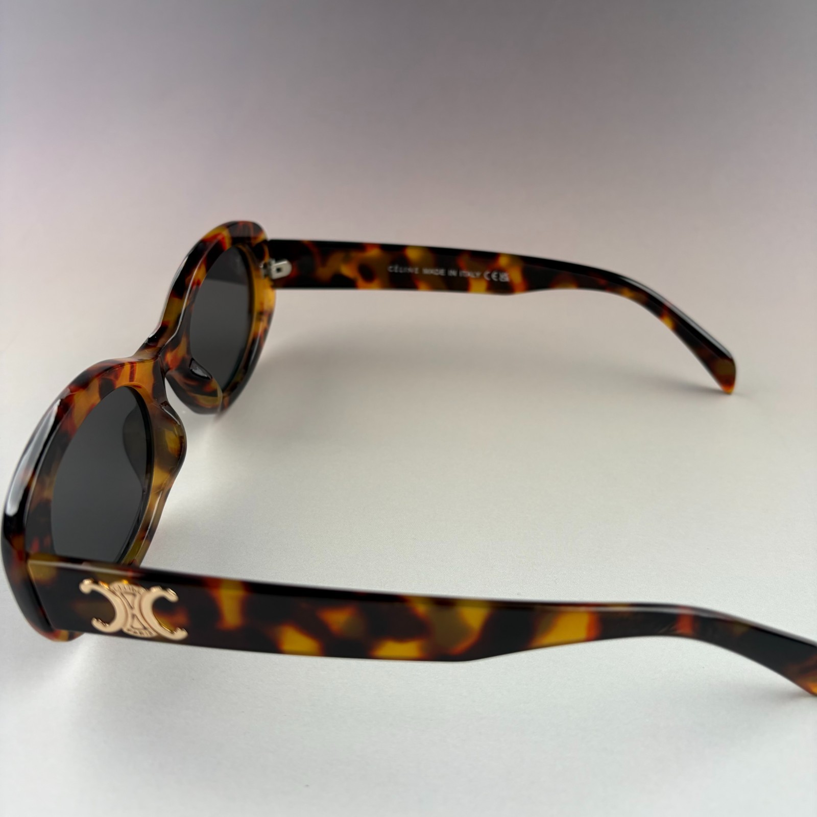 New In Box – Celine Triomphe Oval Women Sunglasses Black Designer Summer Travel