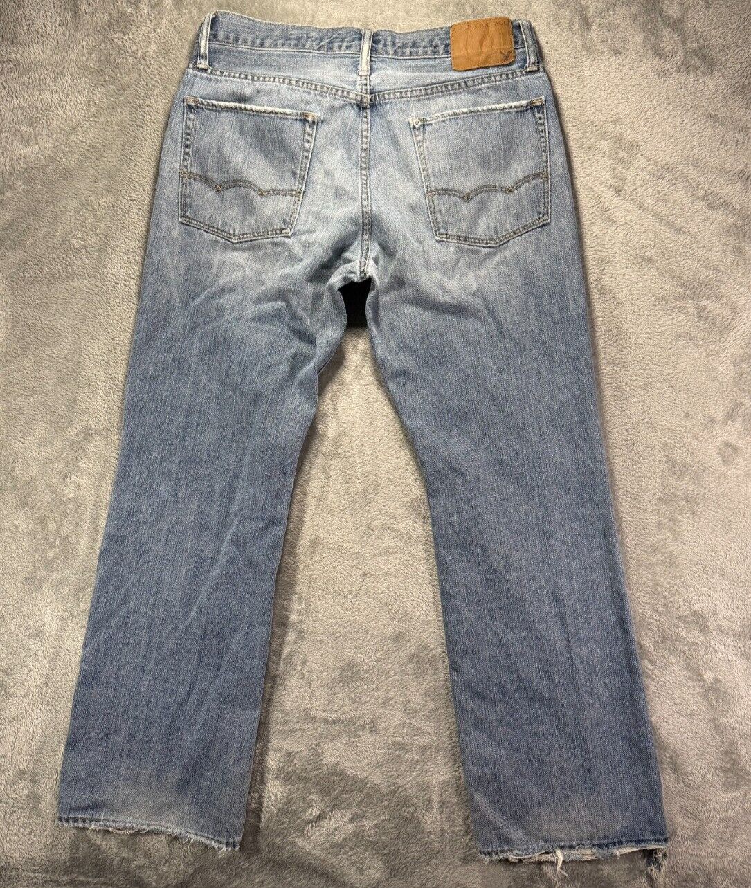 American Eagle Jeans Mens 32×29* Blue Bootcut Distressed Y2K Medium Wash Denim