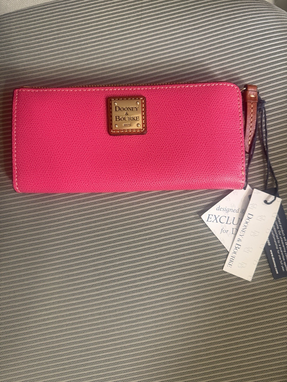 Dooney & Bourke Women’s Pink/Brown Solid Zip-Around Wallet w/ Logo Accent