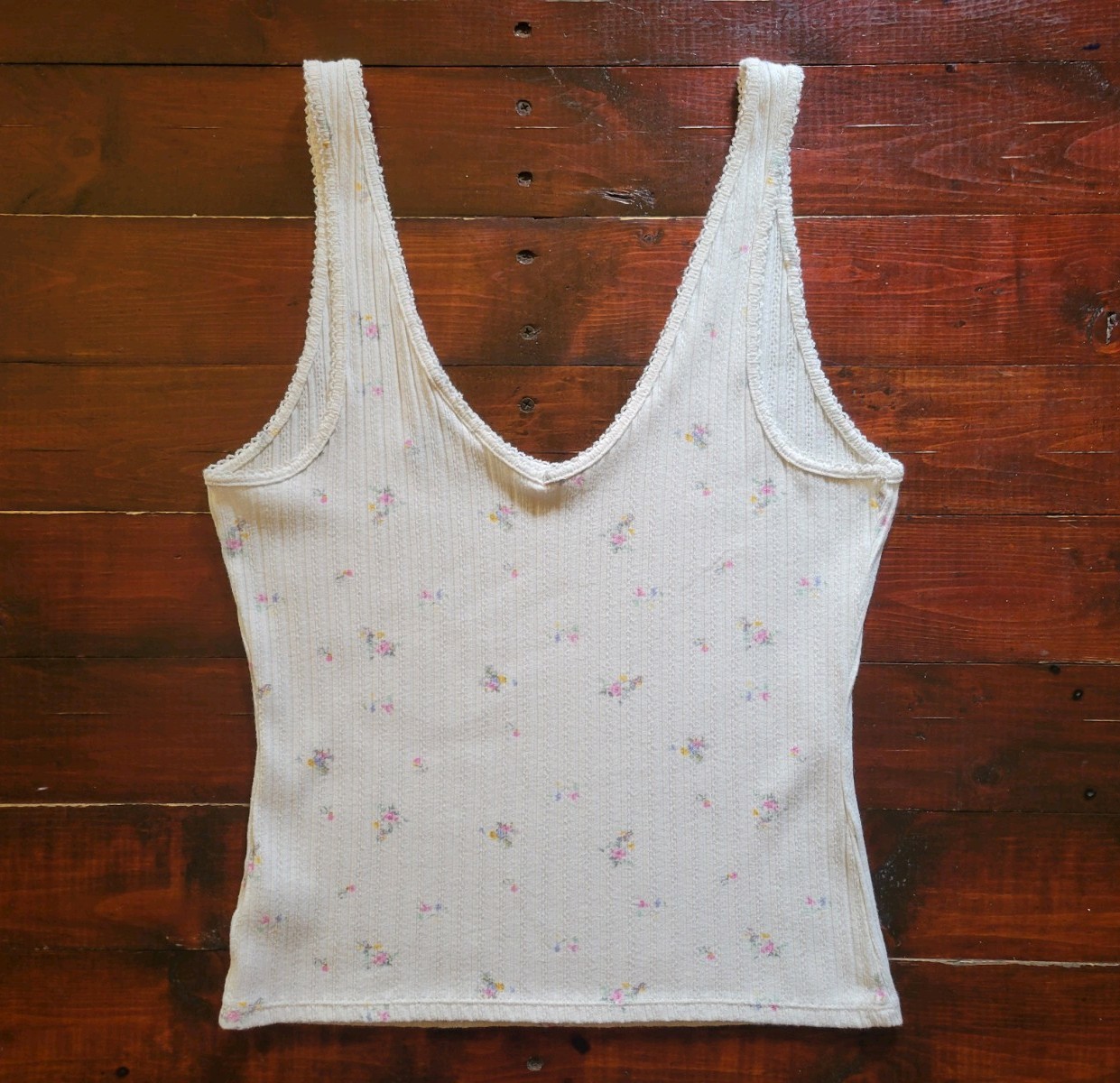 NWOT Universal Thread Ditsy Floral Pointelle Tank Top Size M