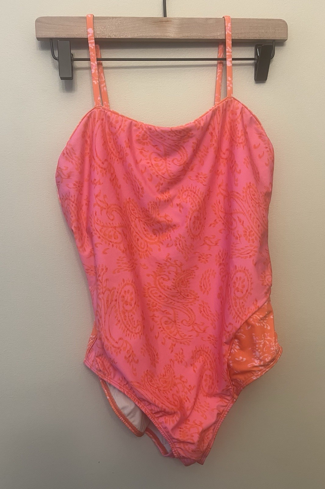 NWT $148 Hermoza Asha One Piece Swimsuit Womens Size 14 Paisley Days Orange Pink