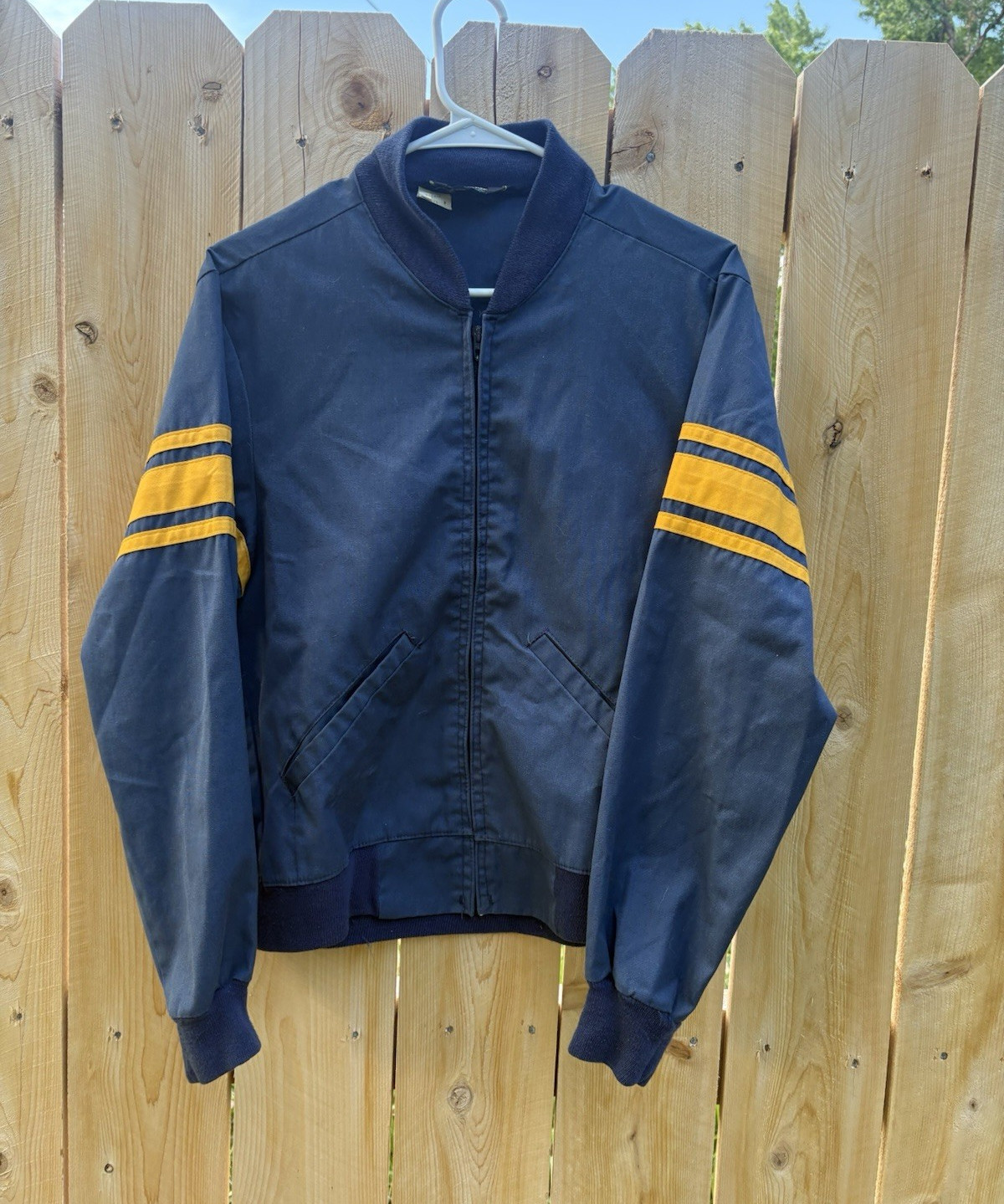 1960s Champion Men’s Michigan Bomber Jacket Zip Up Small, authentic running man