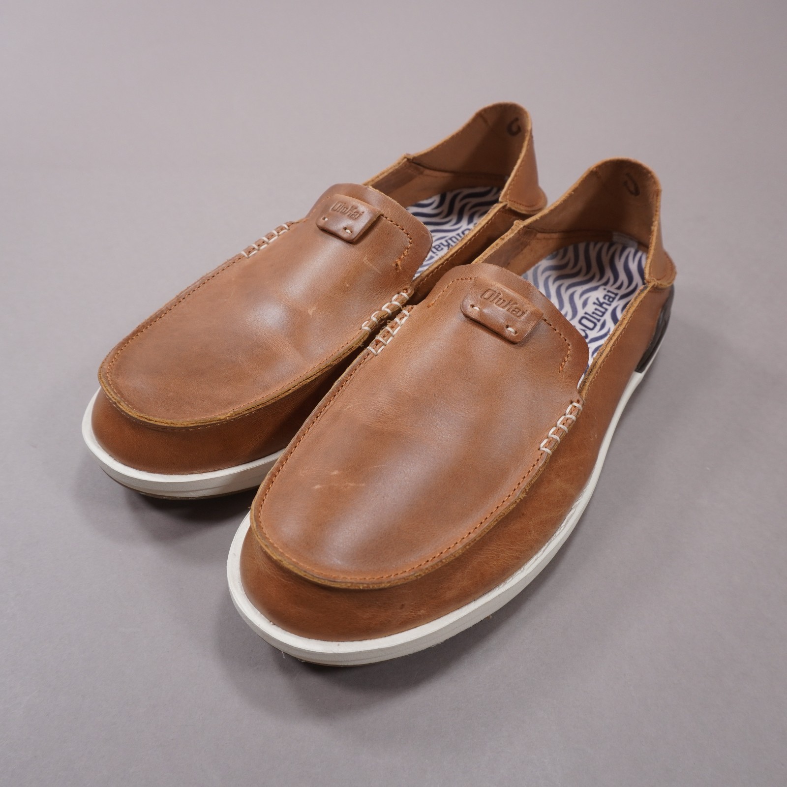 OLUKAI Kakaha Slip On Leather Shoe Mens US 11.5 EUR 44.5 Fox Brown Slide EUC