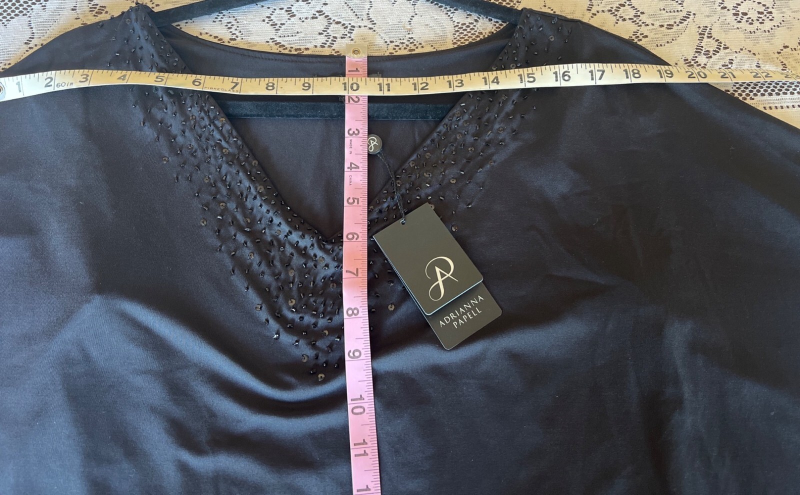 NWT Adrianna Papell Black Embellished V-Neck Top Womens Size S Polyester/Spandex